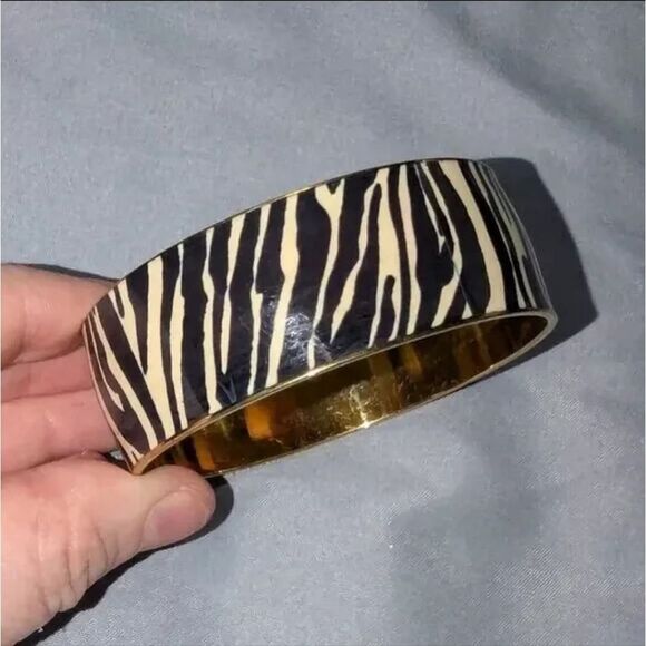J Crew Zebra Animal Print Metal NWOT 3" Bracelet - Picture 1 of 6